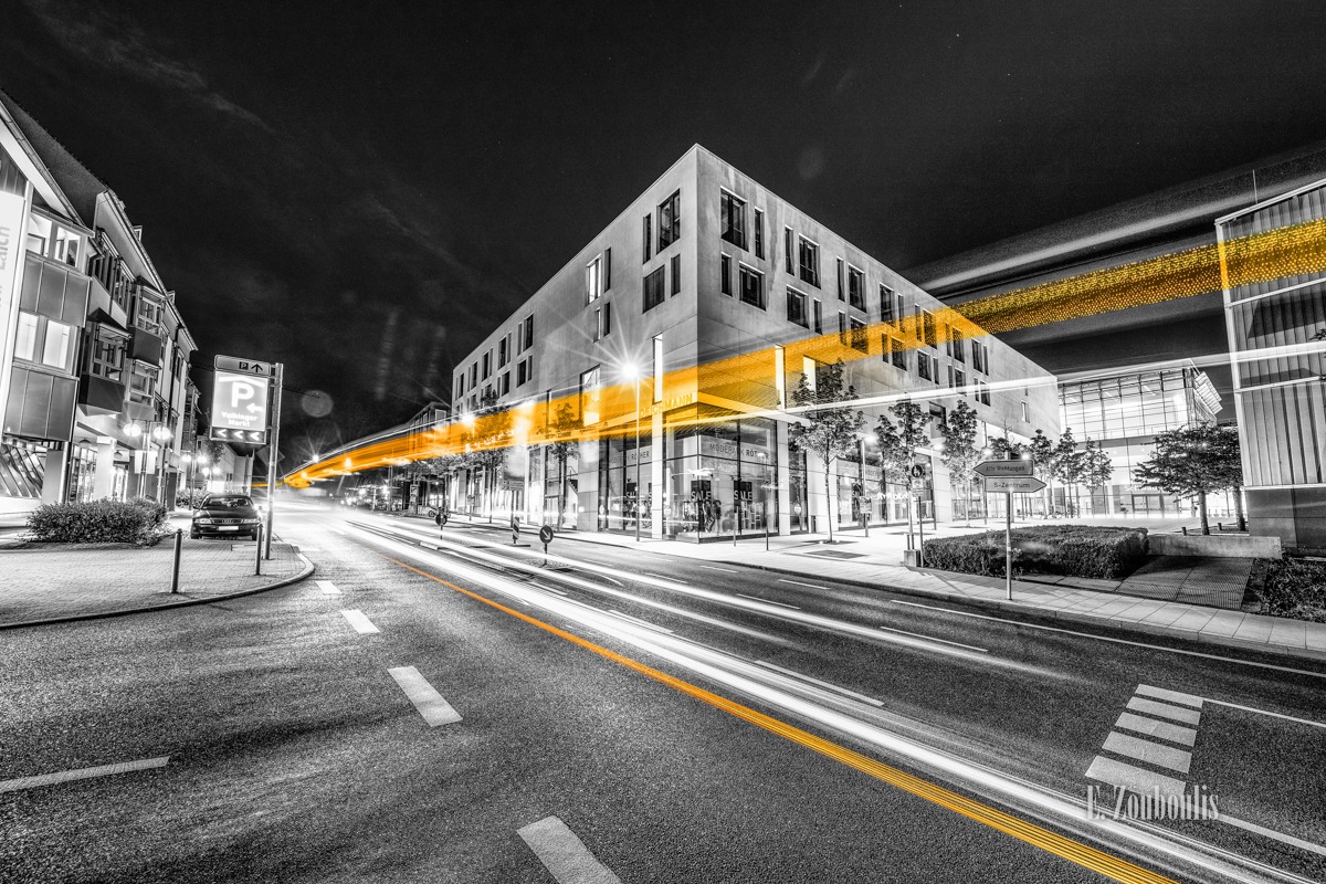 At The Speed Of Light, Bus, Chromakey, Colorkey, Deutschland, Dunkel, EZ00786, Fine Art, FineArt, Gelb, Germany, Langzeitbelichtung, Licht, Lichtschweif, Light Trails, Long Exposure, Nacht, Night, SSB, SSBAG, Speed, Stuttgart, Traffic, Trails, Vaihingen, Yellow, Zouboulis, robert-leicht-straße, schwabengalerie, zouboulis photography