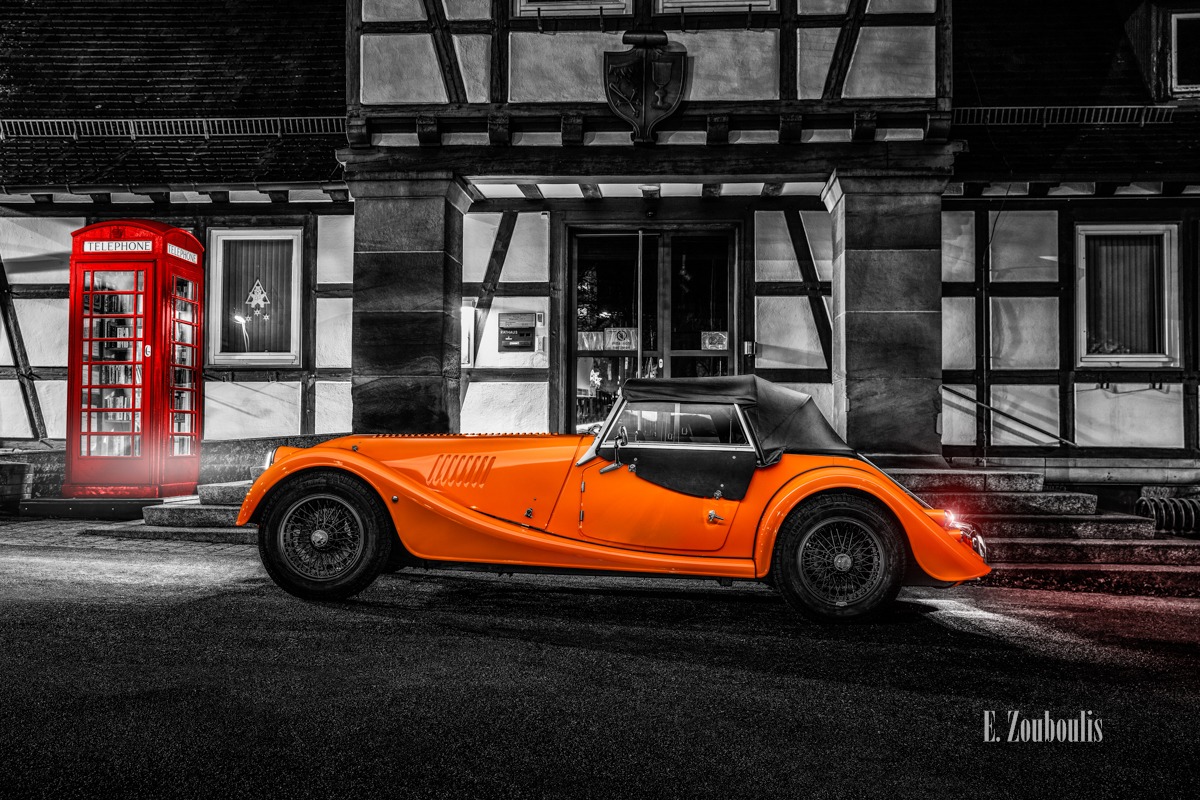 Baden-Württemberg, Chromakey, Deutschland, Dunkel, EZ00804, Fine Art, FineArt, Germany, Gärtringen, Licht, Light Trails, Long Exposure, Morgan, Nacht, Night, Orange, Roadster, Rot. Langzeitbelichtung, Zouboulis, automobil, british, classic car Colorkey, phone booth, phone box, rathaus. telephone, red, telefonzelle, urban, zouboulis photography