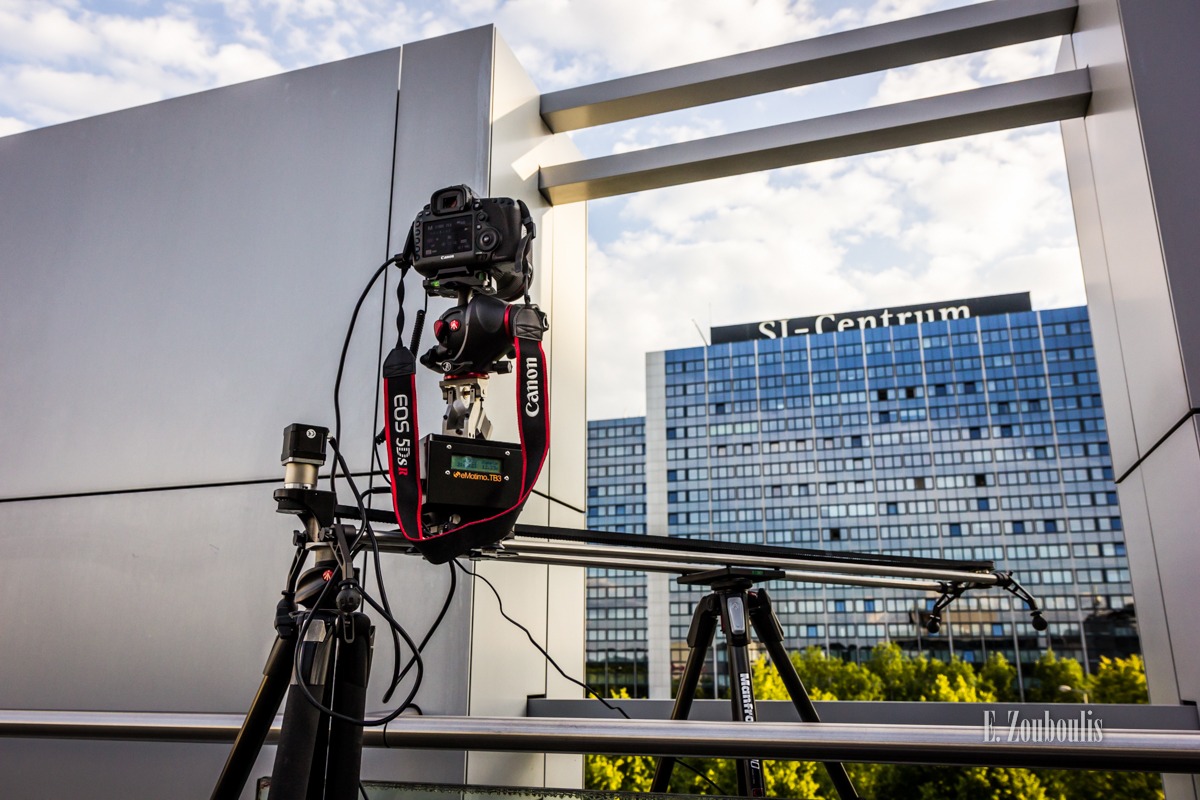 Timelapse Schiene auf der Dachterrasse am SI Centrum in Stuttgart Möhringen