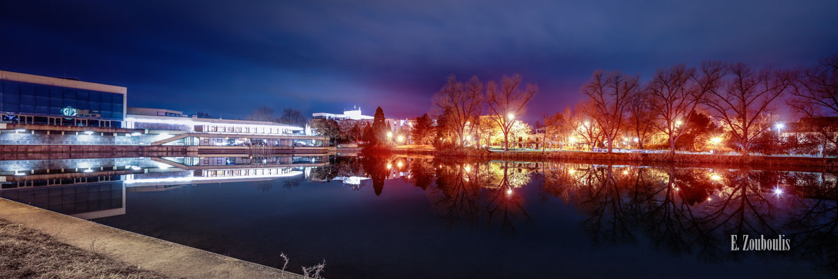 Bild Kongresshalle Böblingen bei Nacht Bild Kongresshalle Böblingen bei Nacht